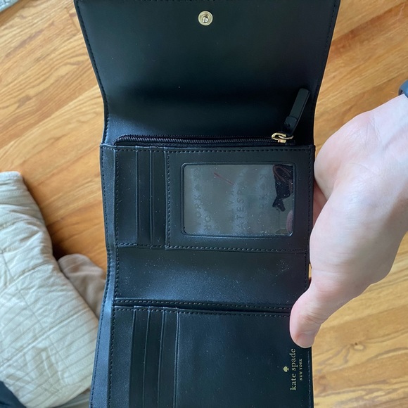 Kate spade wallet - Picture 2 of 4
